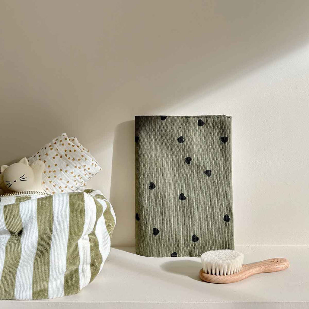 Rose in April - Wash bag (Vic terry)